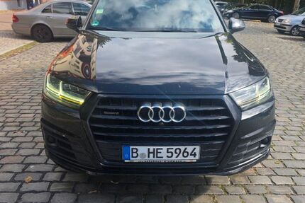 Audi Q7 230.000 km 24.300 &euro; Berlin 13355