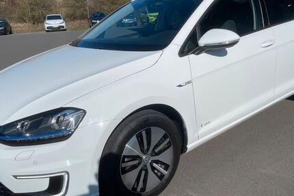 VW Golf 64.923 km 11.680 &euro; Bitburg 54634