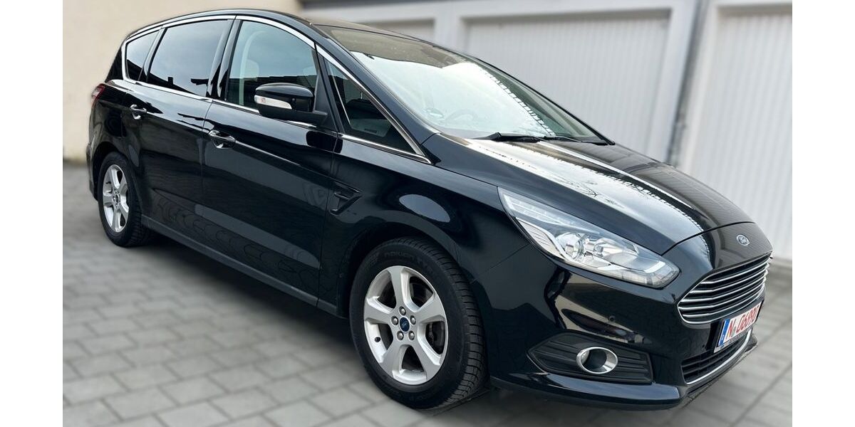 Ford S-Max 135.000 km 13.900 &euro; Nürnberg 90431