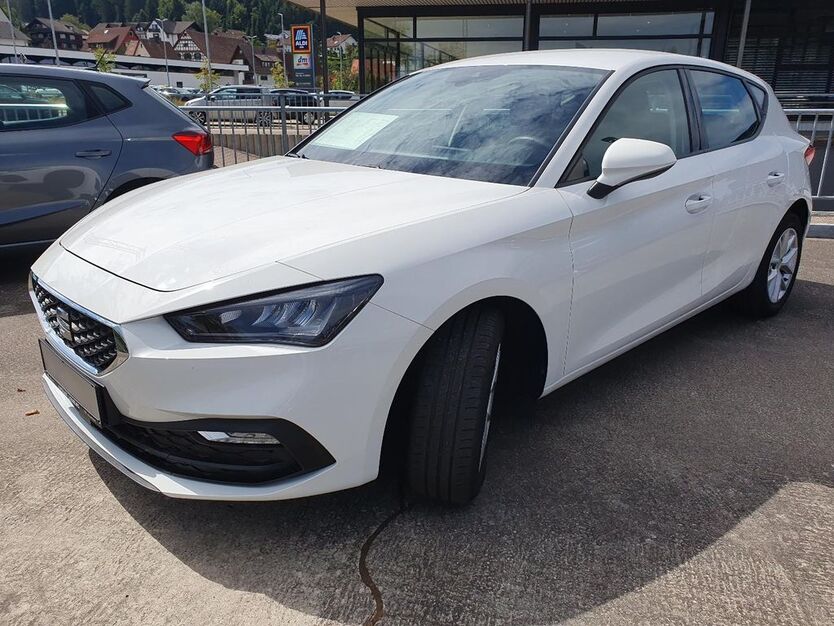 Seat Leon 32.500 km 16.200 € Lossburg 72290