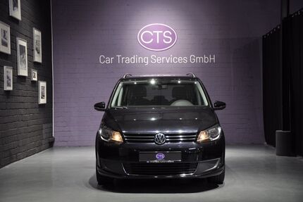 VW Touran 123.837 km 8.900 &euro; Düsseldorf 40476