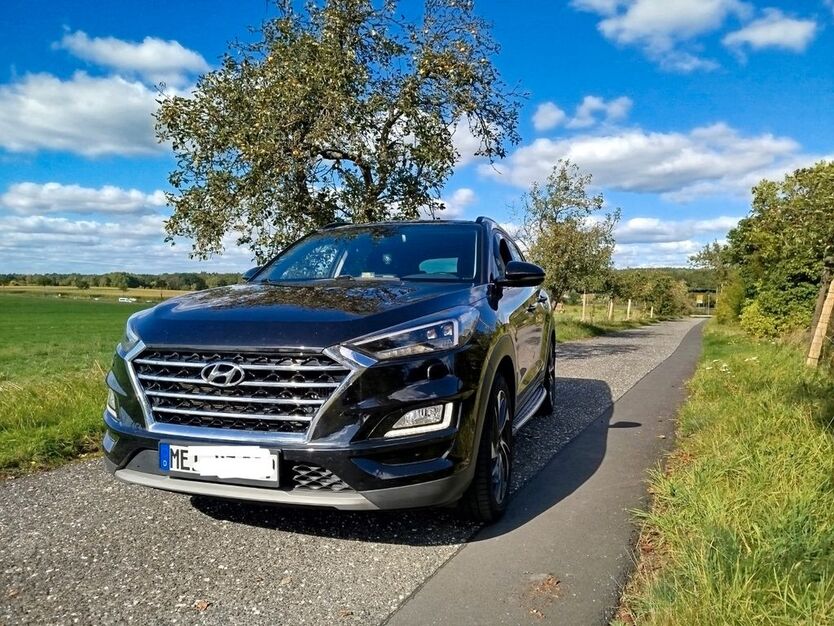 Hyundai TUCSON 90.000 km 18.000 € Moritzburg 01468