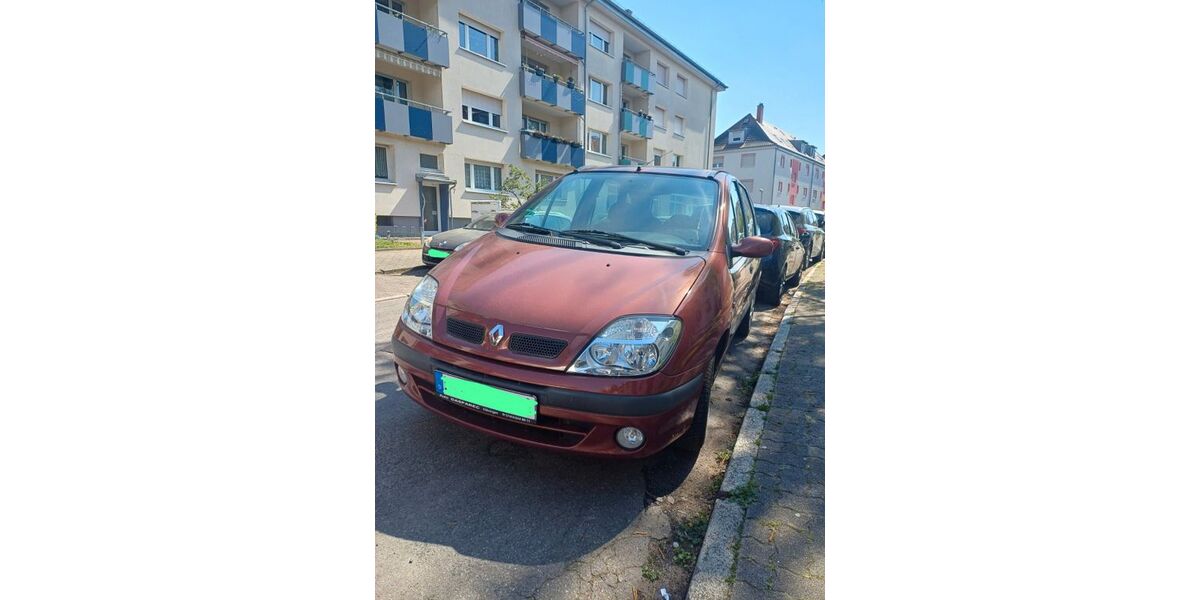 Renault Scenic 100.800 km 2.100 &euro; Karlsruhe 76185