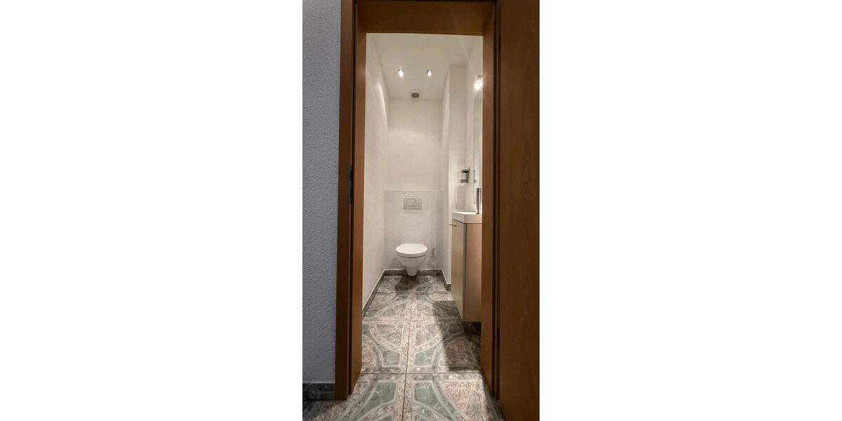 Erdgeschoßwohnung Coburg - 4.5 Zimmer, 120 m&sup2;, 230.000&euro; | Angebot:27107810