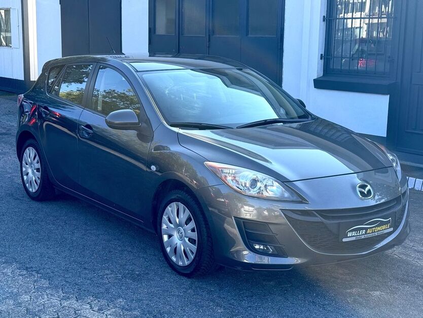 Mazda 3 130.000 km 5.990 € Bremen 28219
