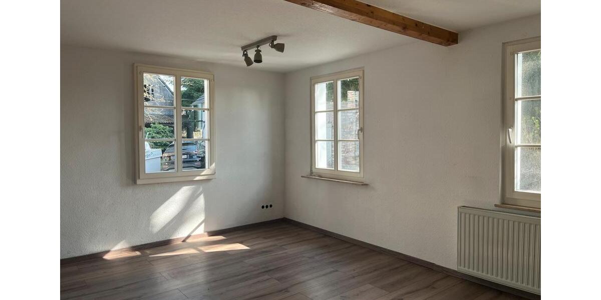 Einfamilienhaus Leichlingen (Rheinland) - 2.5 Zimmer, 78 m&sup2;, 1.100&euro; | Angebot:25931539