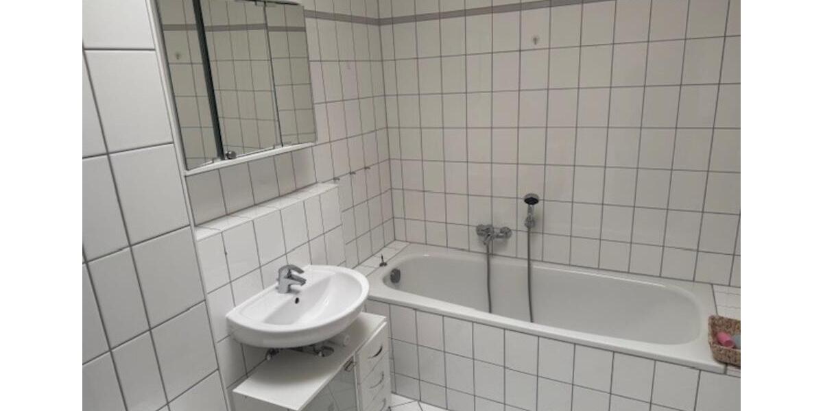Etagenwohnung Schipkau - 3 Zimmer, 82 m&sup2;, 765&euro; | Angebot:25351195