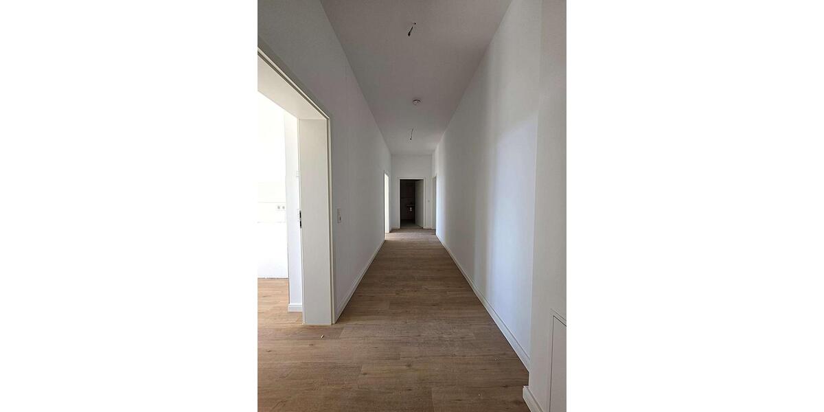 Etagenwohnung Bad Freienwalde (Oder) - 2 Zimmer, 90 m&sup2;, 1.081&euro; | Angebot:26335181