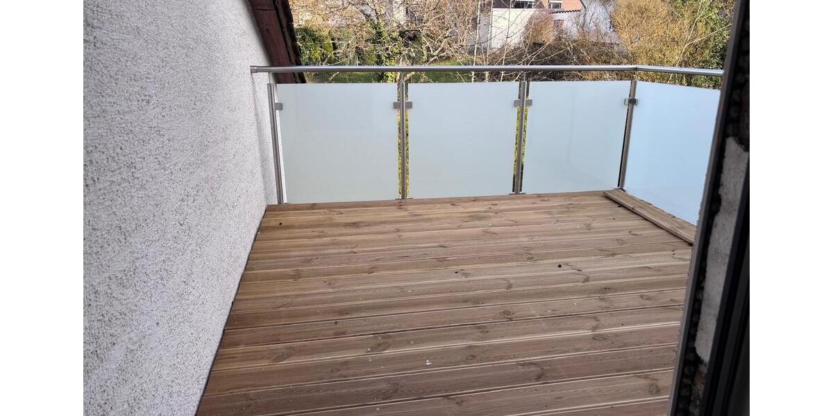 Dachgeschoßwohnung Kaiserslautern Engelshof - 3 Zimmer, 100 m&sup2;, 1.350&euro; | Angebot:25048848