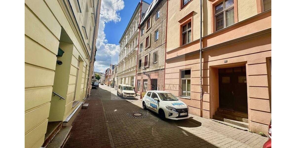 Wohn- und Geschäftshaus am Altmarkt 1 zimmer