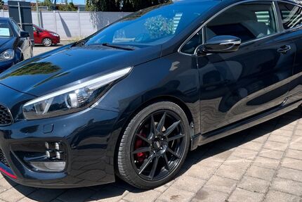 Kia ceed / Ceed 180.000 km 7.900 &euro; Königsbrunn 86343
