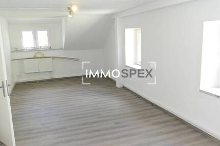 Steinen nähe neues Klinikum: Große 4-Zimmer-Wohnung im DG 4 zimmer