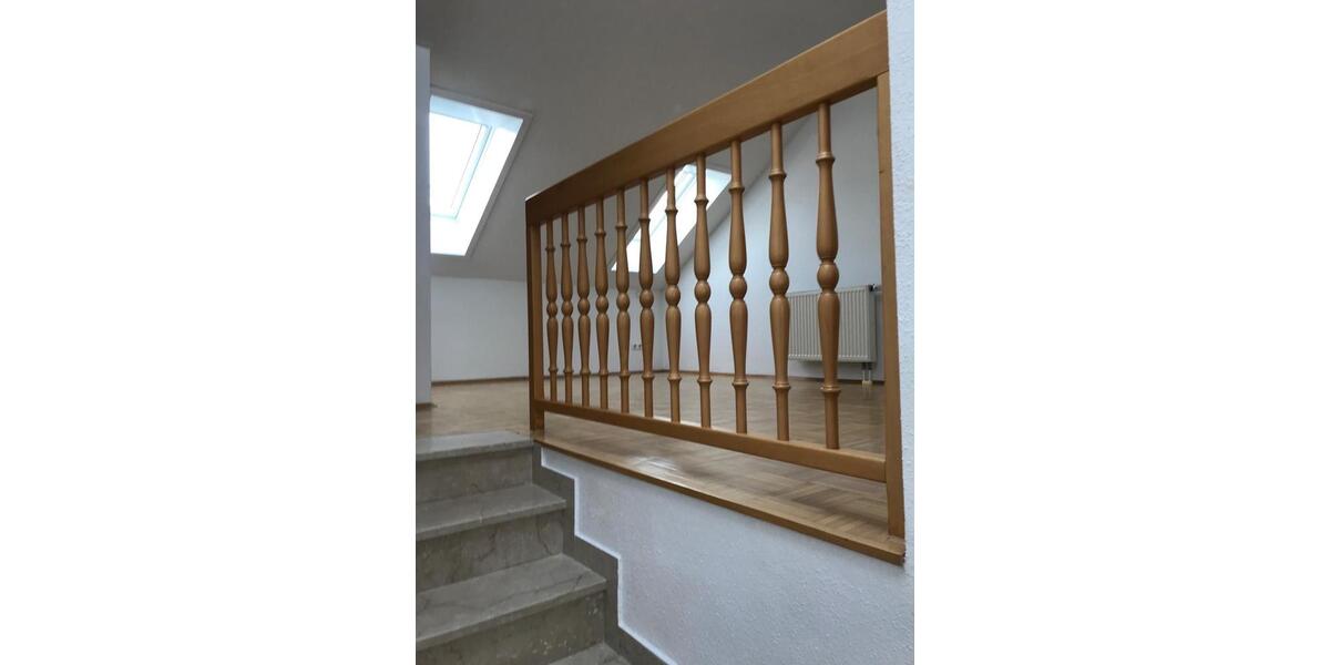 Dachgeschoßwohnung Regensburg Gallingkofen - 2 Zimmer, 44 m&sup2;, 240.000&euro; | Angebot:25813979