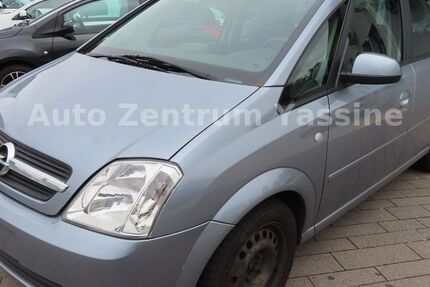 Opel Meriva 241.000 km 1.200 € Bühl-Vimbuch 77815
