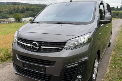 Opel Vivaro 130.000 km 16.990 &euro; Kirchhundem 57399