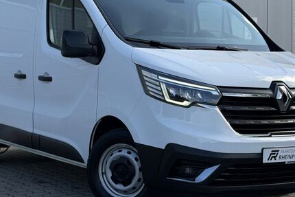 Renault Trafic 53.937 km 22.999 &euro; Geldern 47608