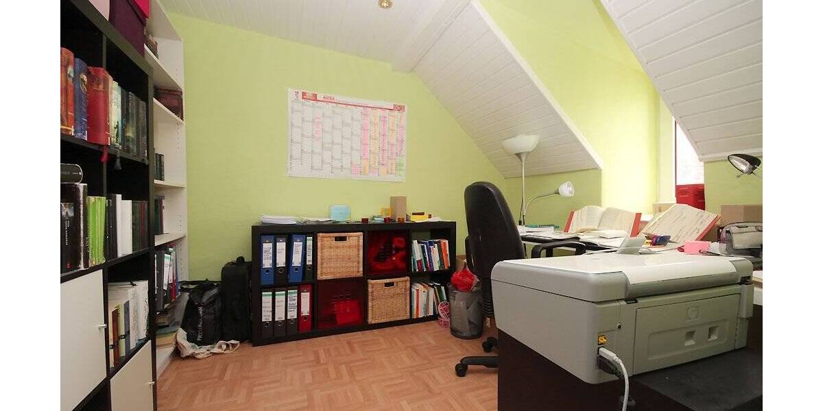 Mehrfamilienhaus, Wohnhaus Mayen - 7 Zimmer, 130 m&sup2;, 155.000&euro; | Angebot:25702341