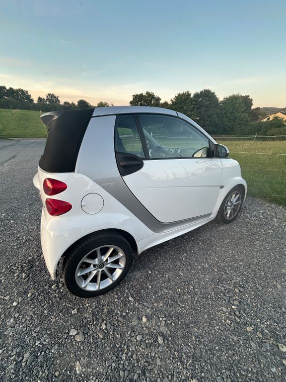 Smart ForTwo 77.500 km 5.900 € Auenwald 71549