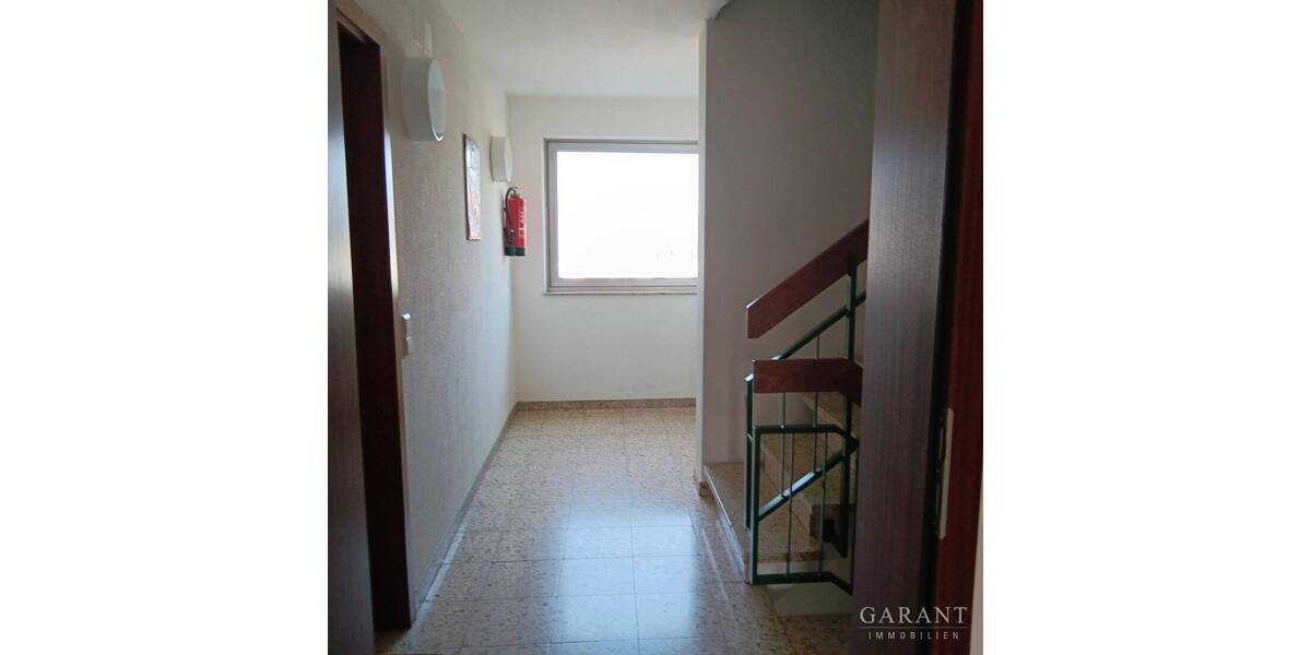 Etagenwohnung Pfullingen - 2 Zimmer, 65 m&sup2;, 620&euro; | Angebot:25929569