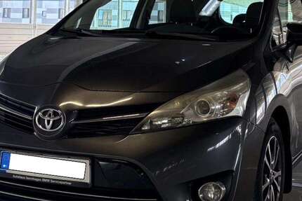 Toyota Verso 199.000 km 9.000 &euro; Bielefeld, Stadt 33607