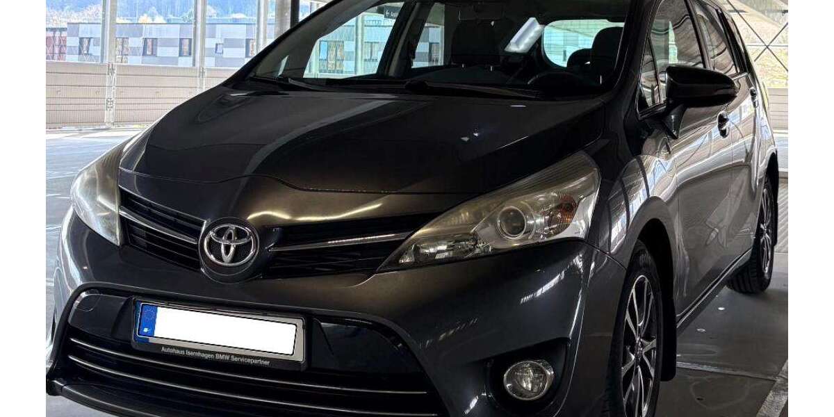 Toyota Verso 199.000 km 9.000 &euro; Bielefeld, Stadt 33607