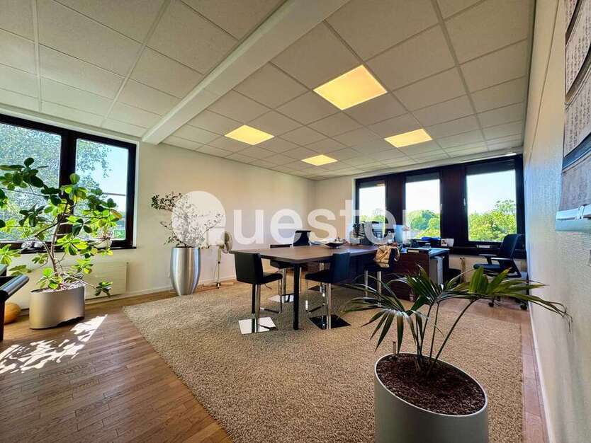 Büro in Duisburg 1.568 € 161.7 m²