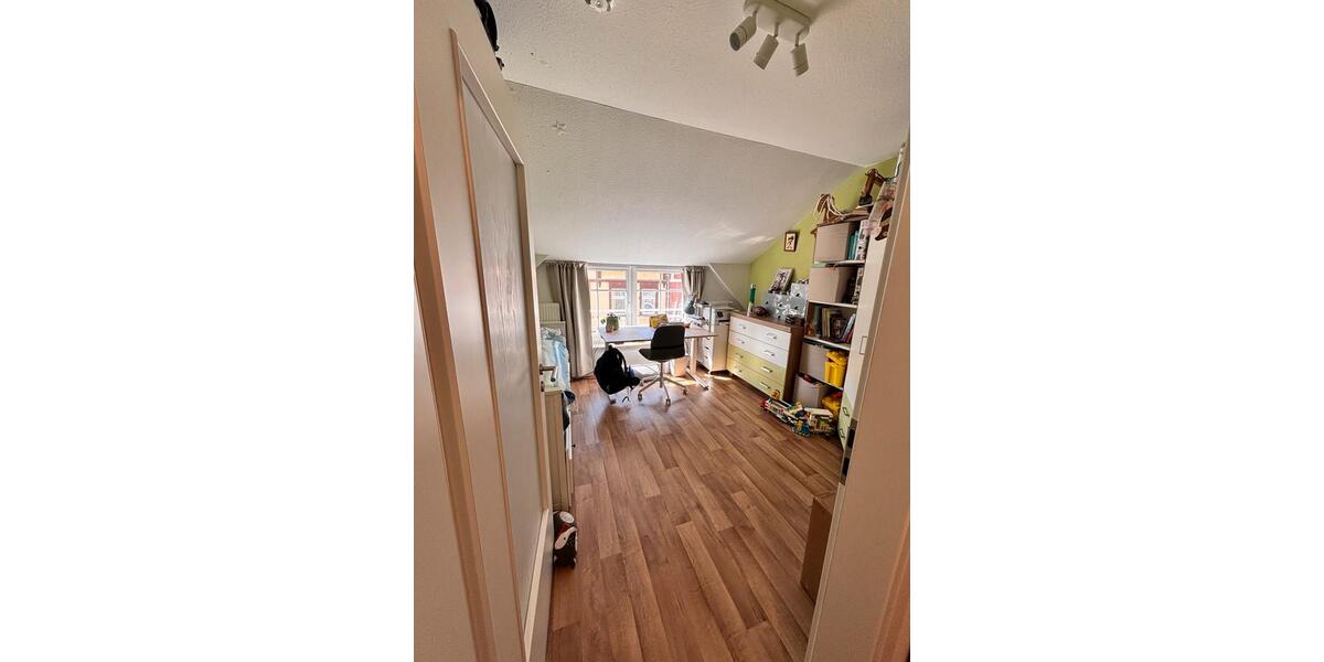 Dachgeschoßwohnung Rathenow - 3.5 Zimmer, 96 m&sup2;, 670&euro; | Angebot:26659923