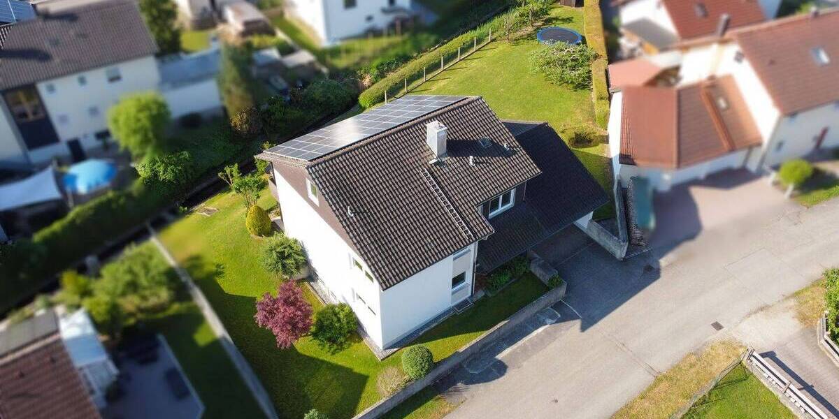 Einfamilienhaus Neuötting - 8 Zimmer, 229 m&sup2;, 660.000&euro; | Angebot:26541162