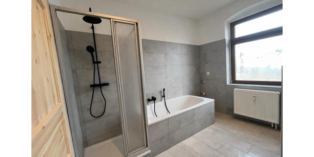 Mehrfamilienhaus, Wohnhaus Falkenstein/Vogtland Vogtland - 19 Zimmer, 250 m&sup2;, 230.000&euro; | Angebot:26421316