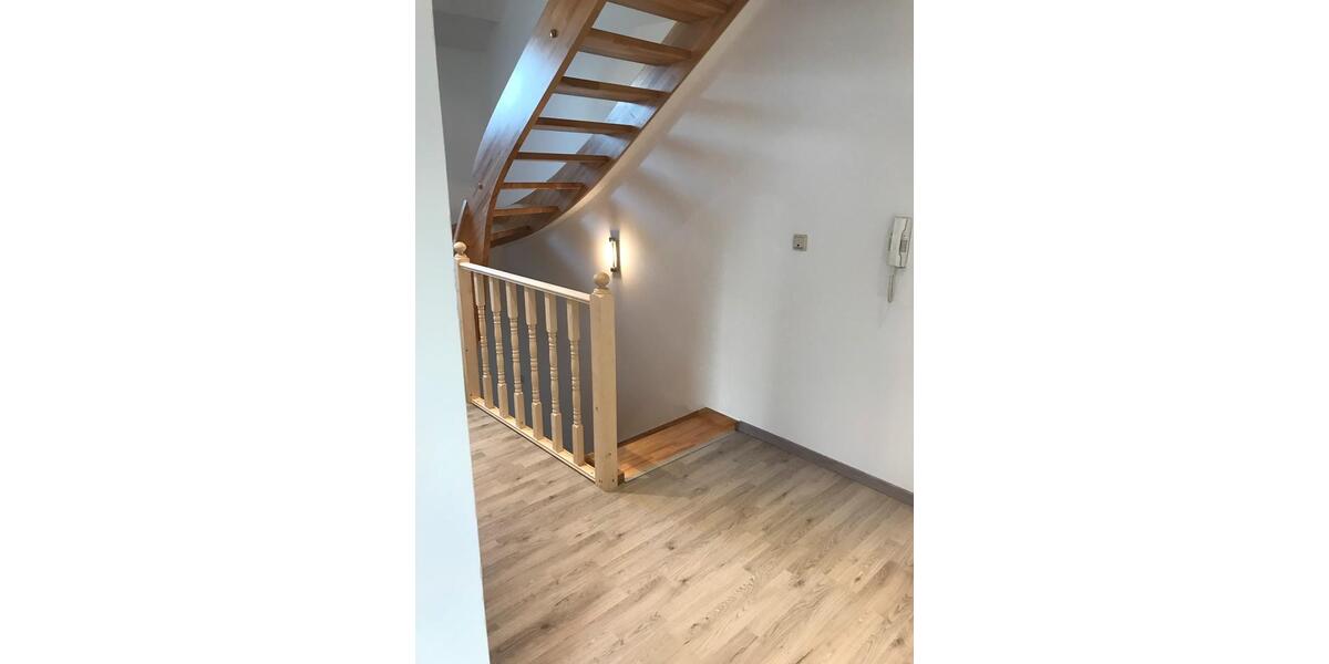 Mehrfamilienhaus, Wohnhaus Frankenberg (Sachsen) - 10 Zimmer, 340 m&sup2;, 320.000&euro; | Angebot:27085586