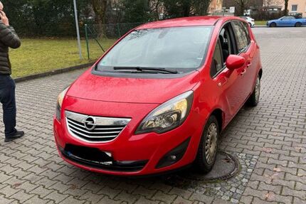 Opel Meriva 235.239 km 2.199 € München 80689