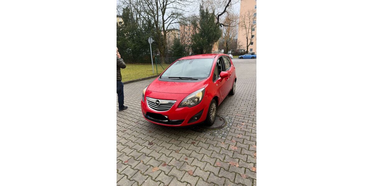 Opel Meriva 235.239 km 2.199 € München 80689