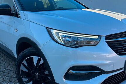 Opel Grandland (X) 103.000 km 14.750 € Nörvenich 52388