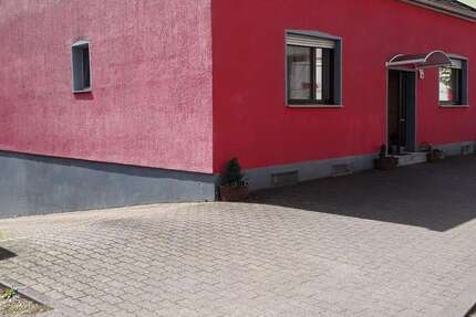 Haus zum Kaufen in Völklingen 260.000 € 161 m² 6 zimmer