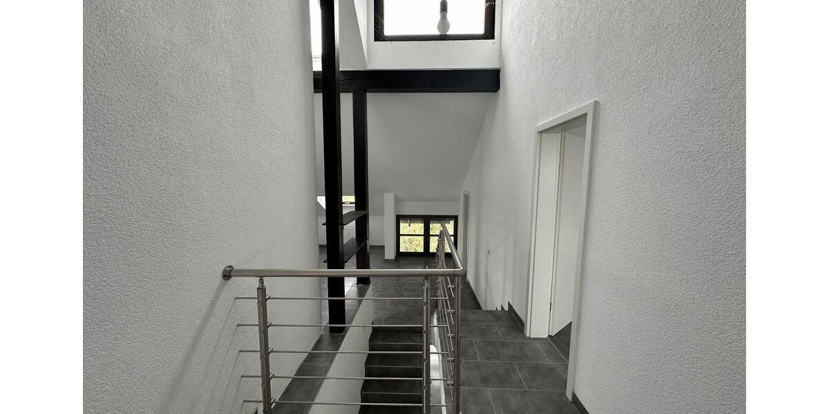Einfamilienhaus Weiterstadt - 10 Zimmer, 370 m&sup2;, 775.000&euro; | Angebot:26338415