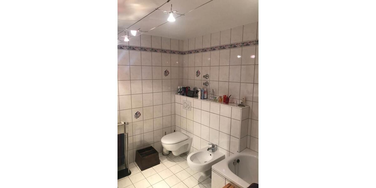 Einfamilienhaus Rotenburg an der Fulda - 9 Zimmer, 235 m&sup2;, 220.000&euro; | Angebot:26879309