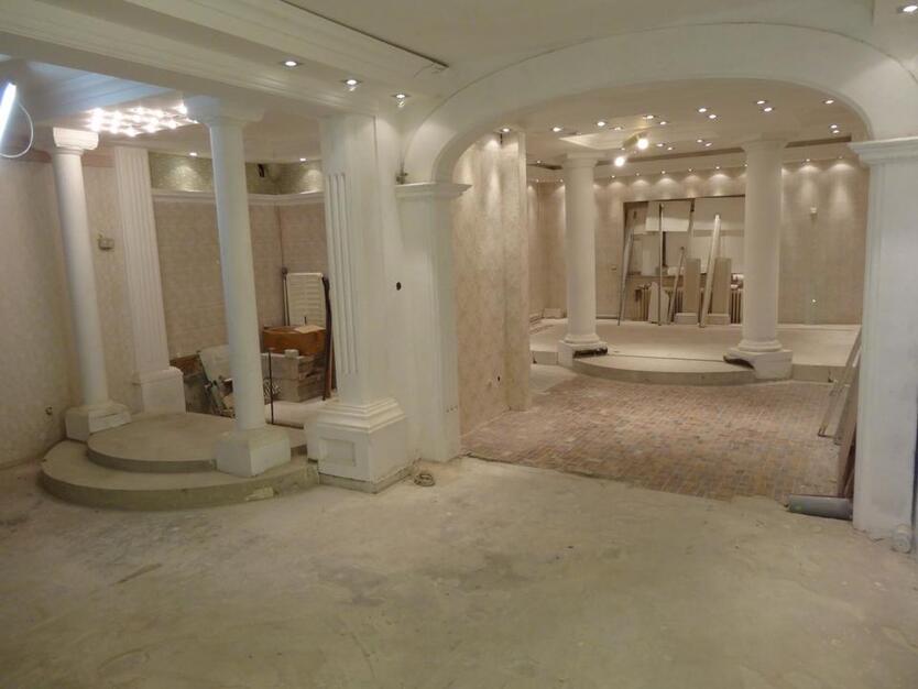 Haus am Park in Frankfurt Sossenheim 2300qm Grundstück 450qm Nutz