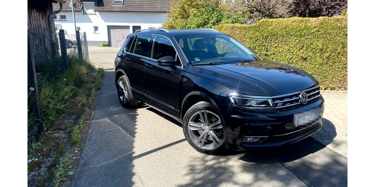 VW Tiguan 137.200 km 22.499 &euro; Knittlingen 75438