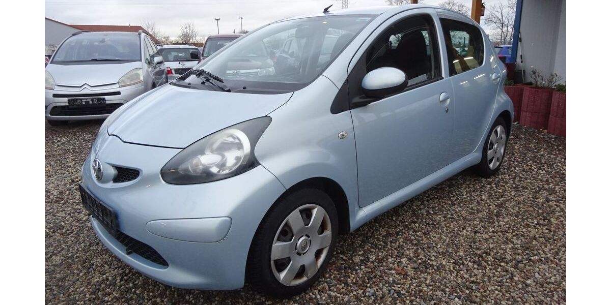 Toyota Aygo (X) 108.052 km 1.300 &euro; Dresden 01219