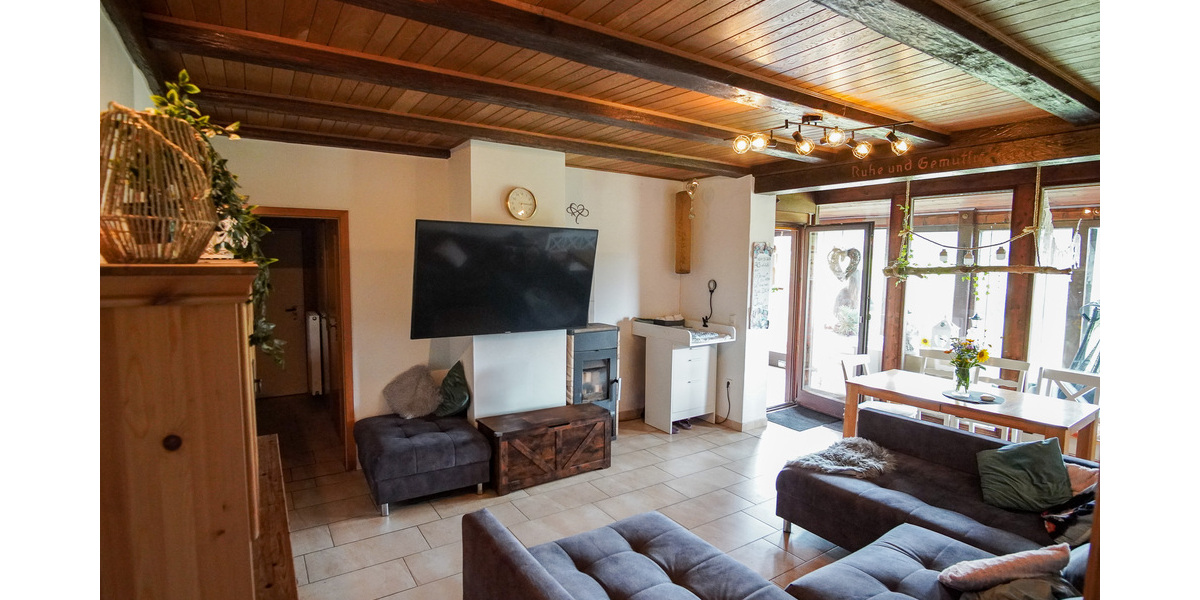 Wohngenuss mit Charme - gepflegtes Ein- bis Zweifamilienhaus mit Wintergarten - Einfamilienhaus Lemförde | Angebot:25862195