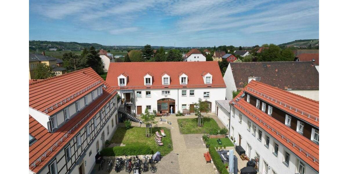 traumhafte idyllische 4-Raum Wohnung mit Terrasse + Garten + EBK 4 zimmer