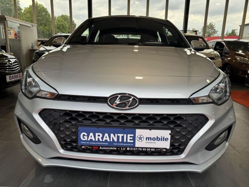 i20