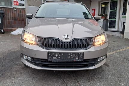 Skoda Fabia 67.500 km 9.999 &euro; Weidenberg 95466