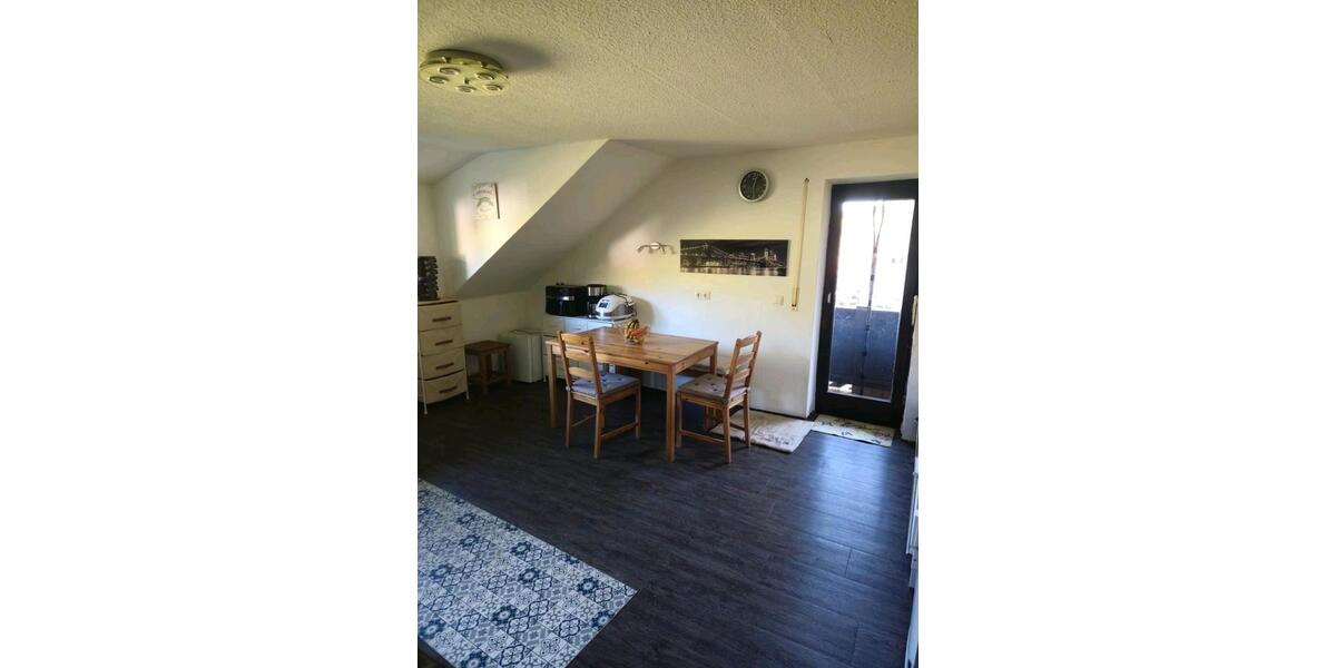 Dachgeschoßwohnung Lohr am Main - 4 Zimmer, 80 m&sup2;, 840&euro; | Angebot:26399598
