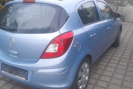 Opel Corsa 126.000 km 2.099 &euro; gera 07545