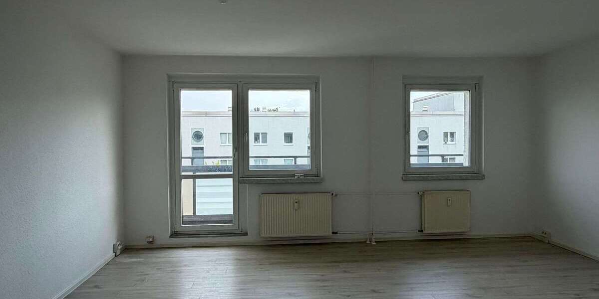Etagenwohnung Berlin Hellersdorf - 2 Zimmer, 70 m&sup2;, 789&euro; | Angebot:26865826