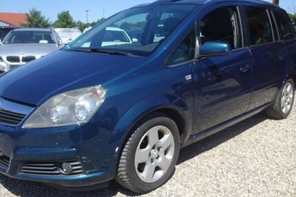 Opel Zafira 320.300 km 1.200 € Dresden 01219