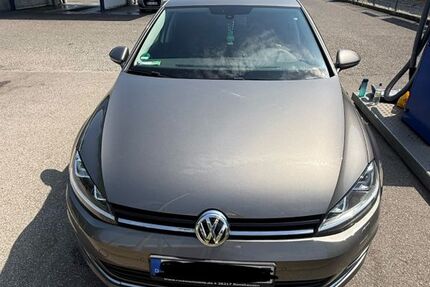 VW Golf 114.000 km 10.500 &euro; Waldkraiburg 84478
