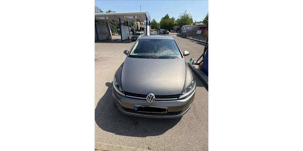VW Golf 114.000 km 10.500 &euro; Waldkraiburg 84478