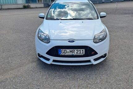 Ford Focus 134.000 km 8.250 &euro; Durlangen 73568